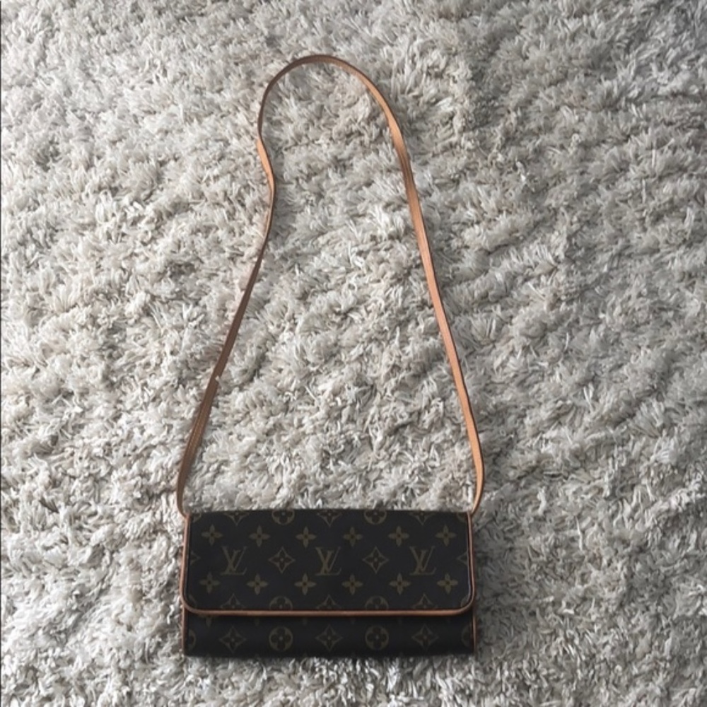 Louis Vuitton Monogram Canvas Pochette Twin GM Bag